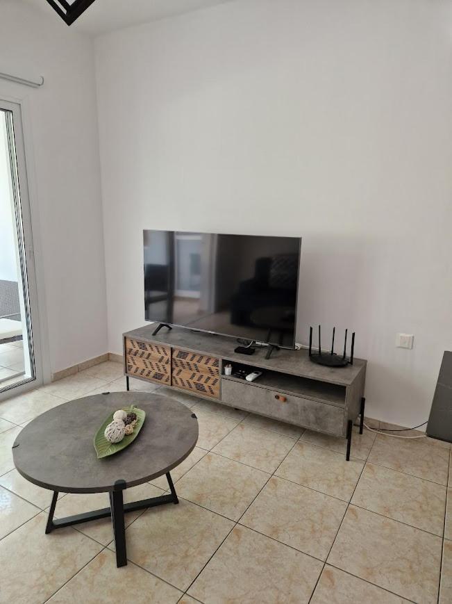 Laertis Apartments - By Imh Travel & Tours Pafos Zewnętrze zdjęcie